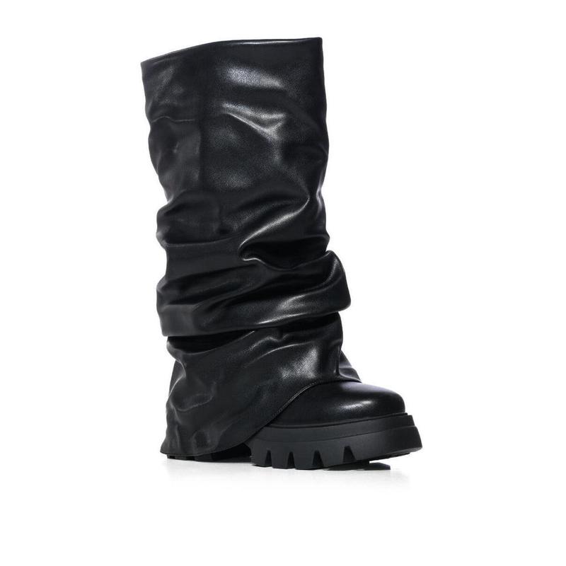 AZALEA WANG MATE BLACK RUCHED BOOT moto boots