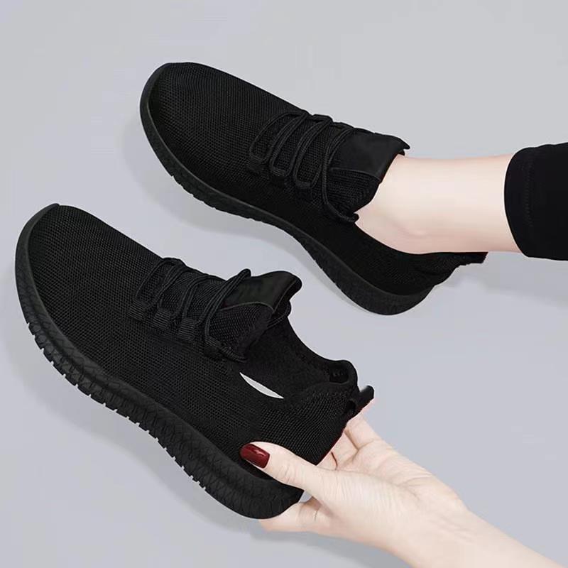 Pure Black Kitchen Shoes for Work Non-Slip Soft Bottom Old Beijing Cloth Shoes 2024 Spring New Women's Casual Pumps