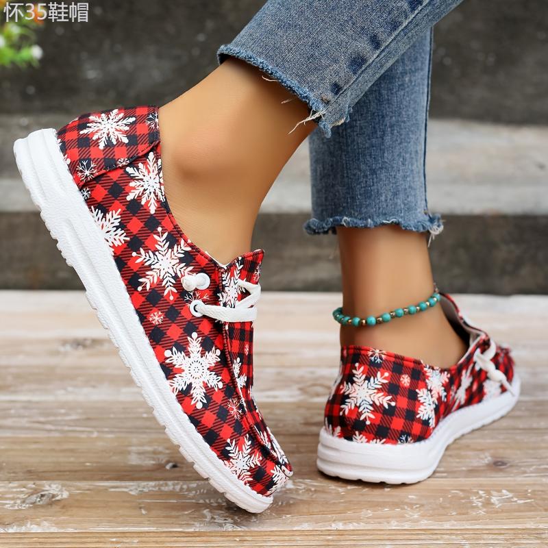 snowflake shoes - Christmas Snowflake Canvas Slip-On Shoes - Random Print, Casual, Winter - Women Men -  Cozy & Festive Winter Footwear - Winter Wonderland on Your Feet Walking Shoes Girl Comfort Slipon Summer Decor