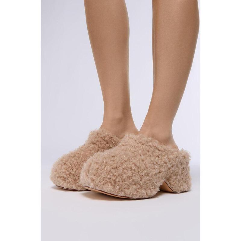 AZALEA WANG MORTICIA BROWN SHERPA CLOG