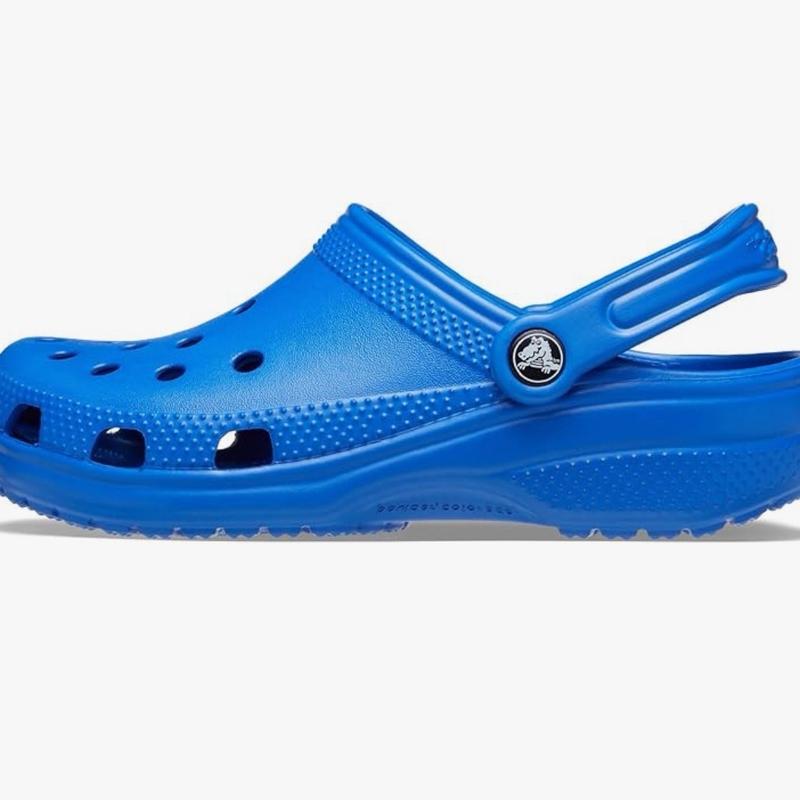 Classic Crocs Clogs for Unisex, Comfortable and Versatile Footwear in Various Sizes and Colors - Walking Shoes