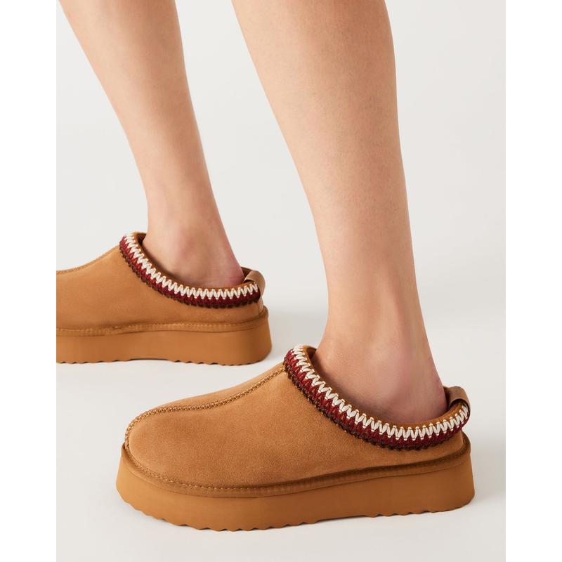 Steve Madden SELENA COGNAC Flats