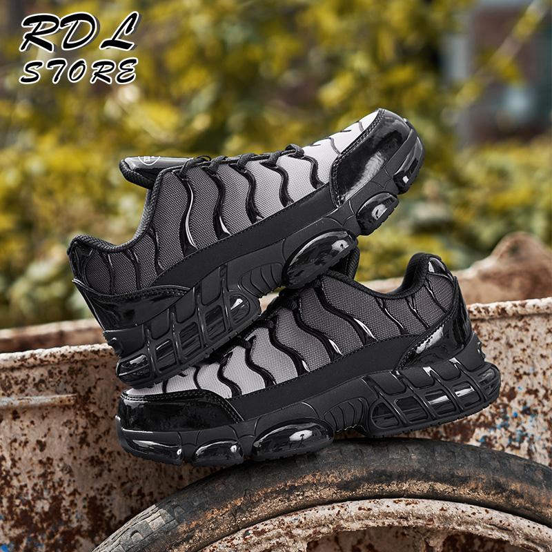 Construction industry steel toe shoes outdoor travel protective shoes breathable sweat absorption lightweight soothing indestructible, prevent toe injuries and nail puncturesoothing, indestructible, anti-toe injury and anti-puncture Footwear