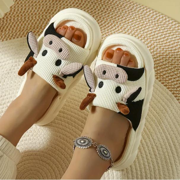 Cute Cow Slippers Fuzzy Milky Cow Slides Fuzzy Milky Cow Slides Indoor Cozy Cartoon Animal Slipper House Shoes for Women Men