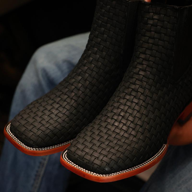 Black Basketweave Botin - Square Toe