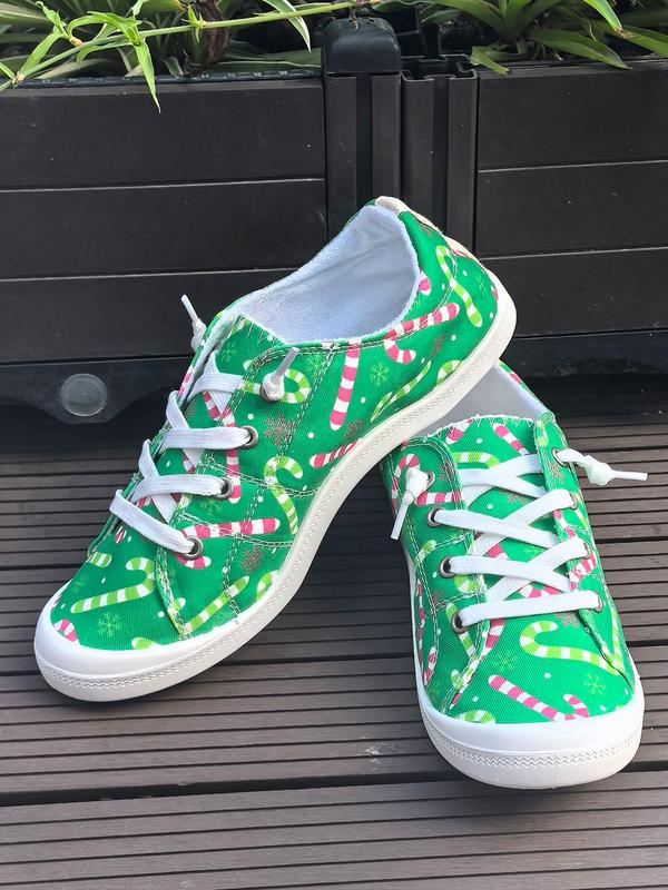 Women's Cute Christmas Candy Print Lace Up Low Top Sneakers, 2024 New Style Casual Comfortable Round Toe Shoes for Daily Wear, Female All-match Shoes for Daily Wear