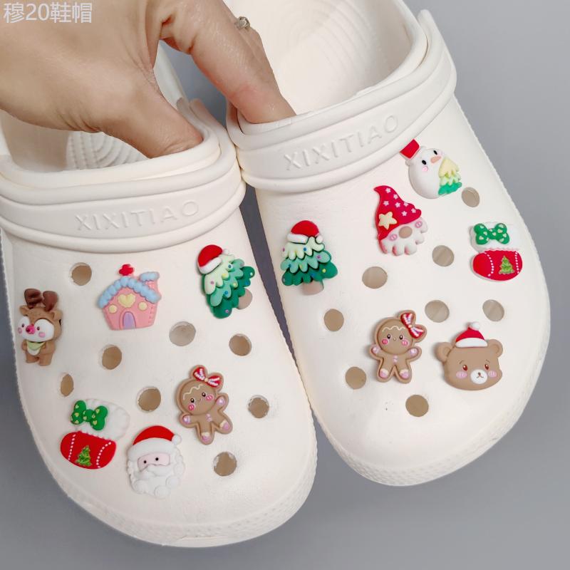 12pcs set Red Christmas Series Cartoon Shoe Charms For Clogs Sandal Decoration, DIY Accessories Footwear Comfort