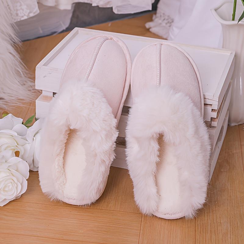 Warm Women's Plush Fleece-Lined Slip-On Moccasin with Fluffy Detail - Non-Slip Winter Home Slippers on Flat Platform Sole indoor  shoes Soft Anti-Skid