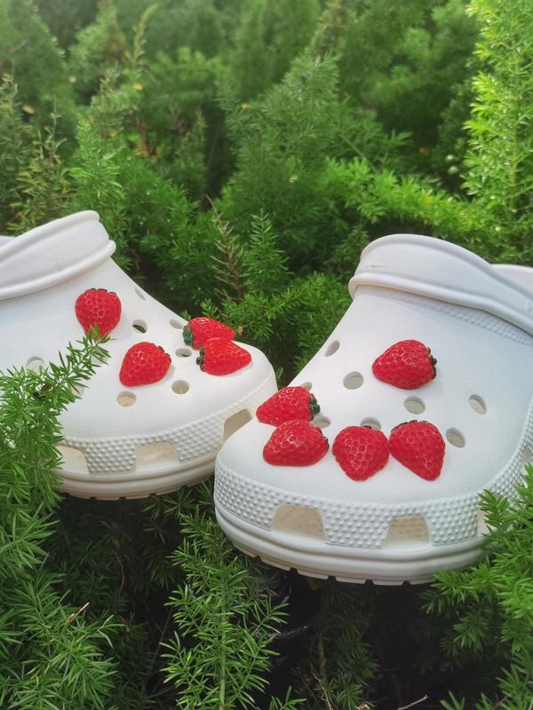 9pcs set Cute Strawberry Design Shoe Decoration, Fruit Shoe Decorations for Clogs, Kawaii Shoes Accessories