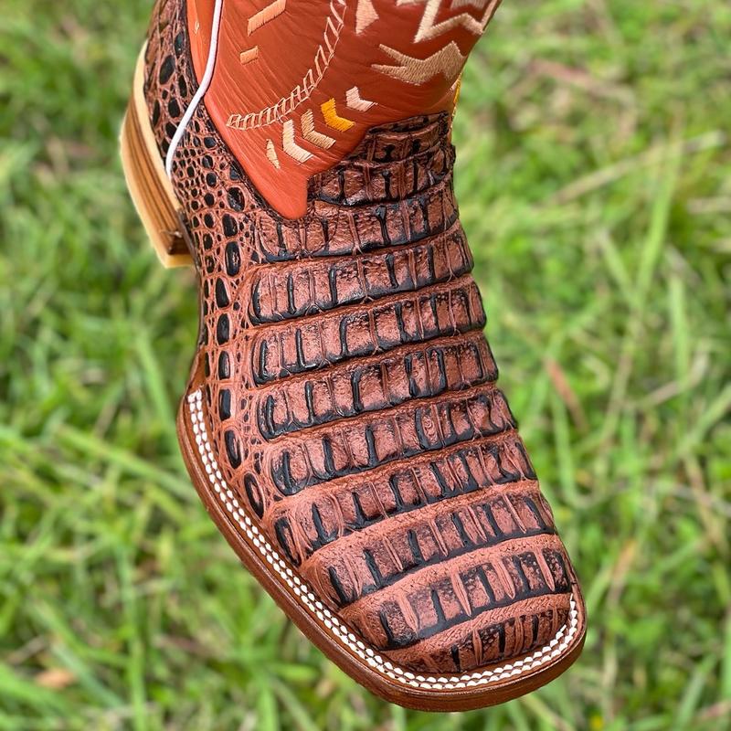 MENS COGNAC WESTERN BOOTS WITH AZTEC SHAFT