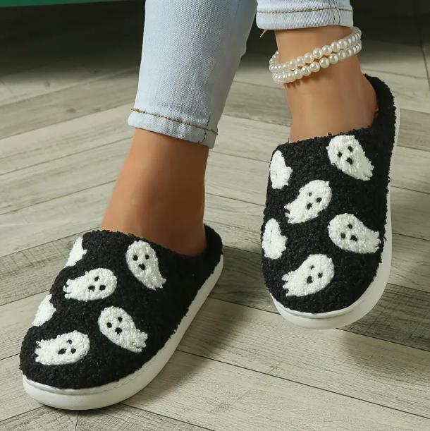 Spooky Halloween Skull & Ghost Pattern Plush Slippers - Soft, Closed-Toe, Fuzzy, Warm, and Cozy House Shoes for Cold Winter Nights - Perfect for Indoor Lounging and Gift Giving