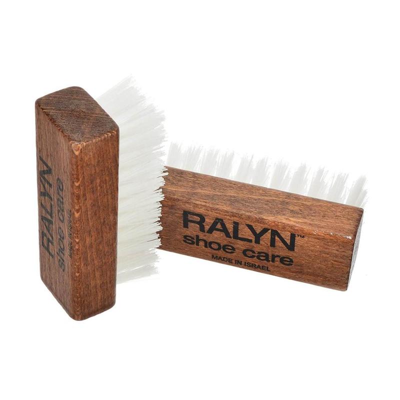 Ralyn Nylon Suede Brush