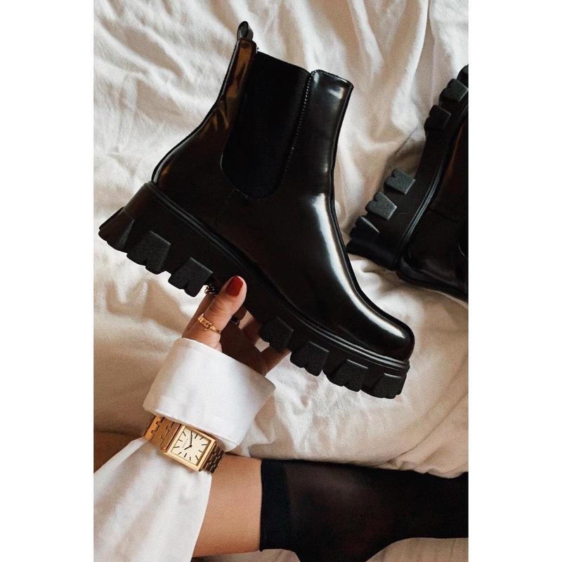 Zuzanna Combat Boots - Black