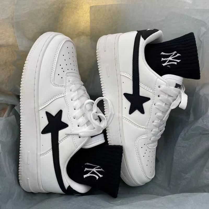 Star Pattern Sneakers Men's New Super Popular Retro White Shoes Student Platform Sports Casual Shoes Fashion