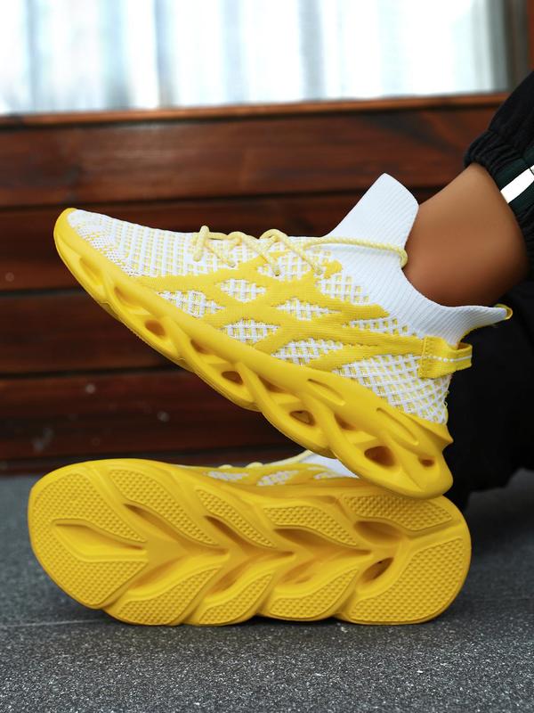 Men's Colorblock Lace Up Low Top Sneakers, Casual Sporty Breathable Comfortable Running Shoes, Male All-match Round Toe Sports Shoes for Daily Wear