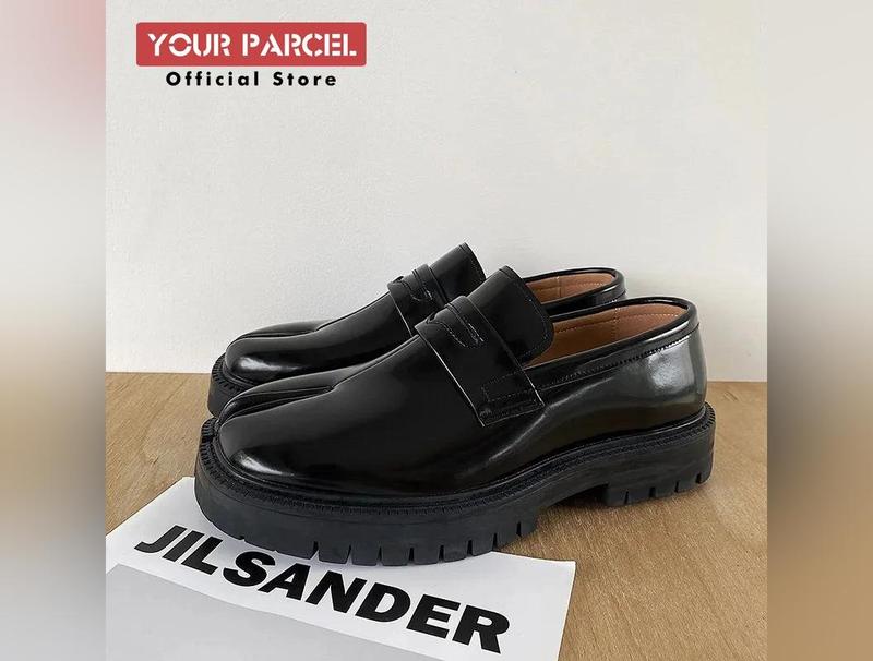 Split toe horseshoe shoes for men's thick sole Lefu shoes Tabi shoes patent leather Korean version trend casual leather shoes