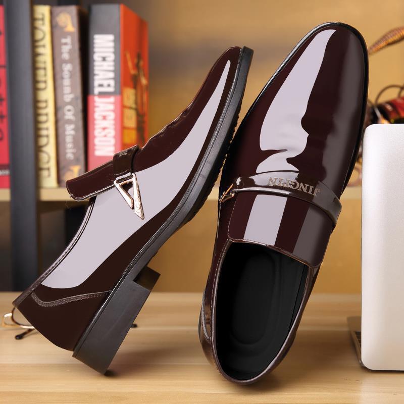 New Men's Leather Shoes Stylish Casual Shoes Shiny Patent Leather Business Men's Shoes