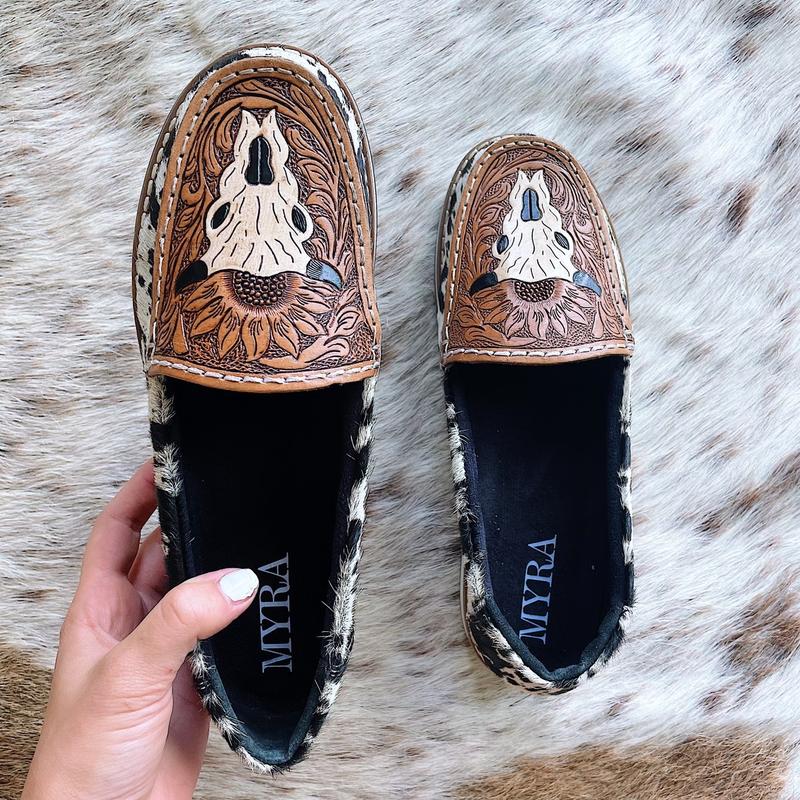 Neutraun Western Hand-Tooled Sneakers