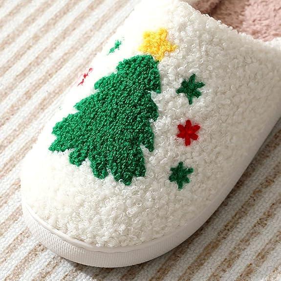 Christmas Slippers Memory Foam for Women Men Soft Plush Fuzzy Winter holiday slippers Cozy Plush Warm Non-Slip Holiday Slides with Santa Reindeer Designs Indoor Outdoor