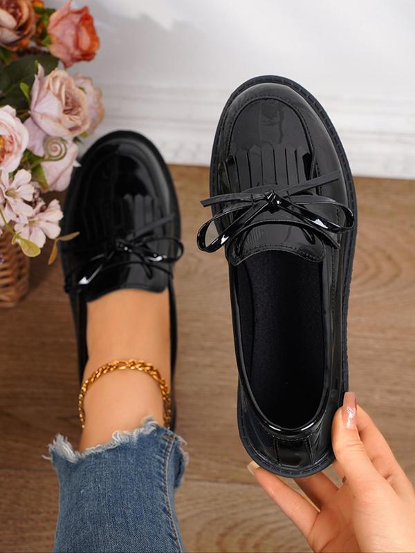 Women's Elegant Glossy Finish Bow & Fringe Decor Loafers, Round Toe Patent Leather Flat Shoes, Thick Sole Shallow Mouth Loafer Shoes, Fashionable Walking Shoes for Daily Wear