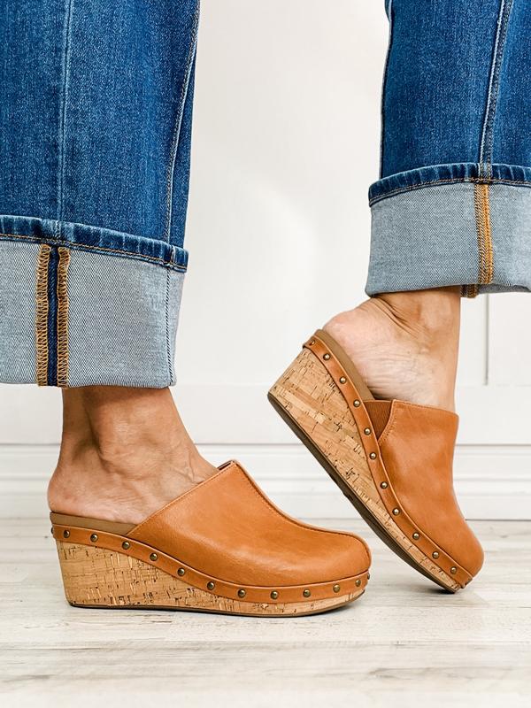 Corkys MARLEY Cork Wedge Clogs in Cognac