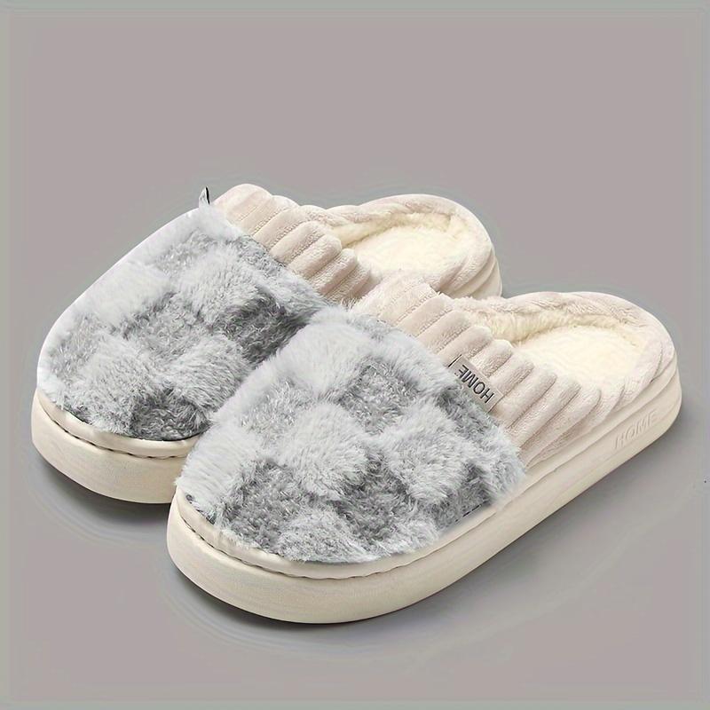 Cozy Checkered Slipper for Women - Soft Fleece, EVA Sole, and Fashionable Design for Indoor Outdoor Comfort - Girl, Flipflop