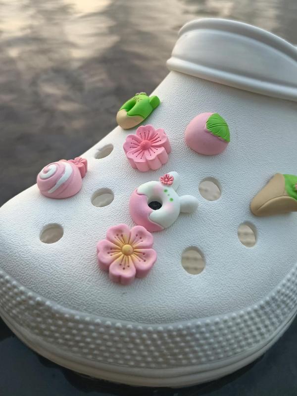 Cute Flower & Doughnut Design Shoes Decorations (1 Set), Novelty Shoes Decorations for Vented Clogs, Fashionable Shoes Accessories for Women & Girls