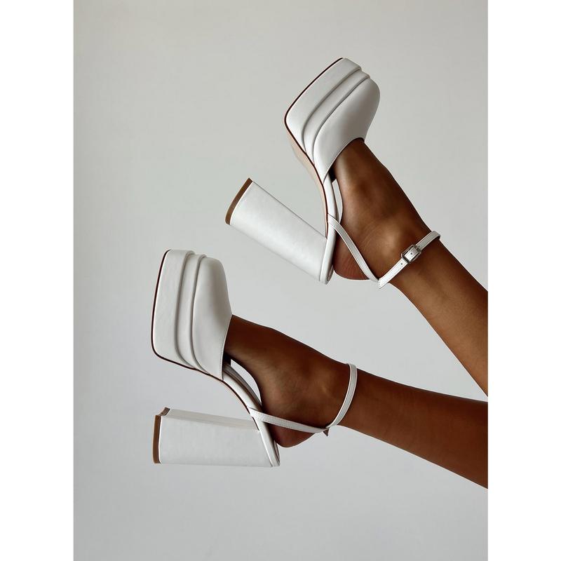 Alto Platform Heels Matte White