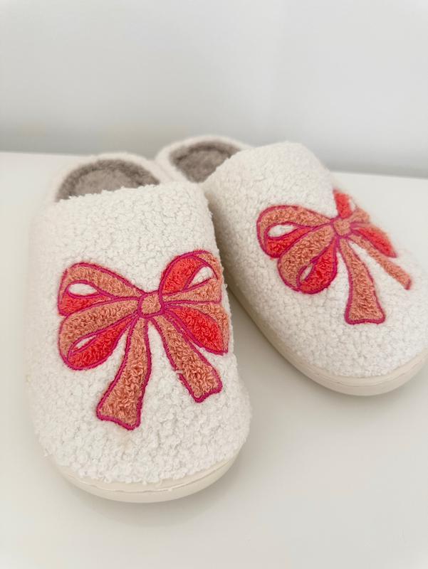 Women's Fuzzy Luxe Bow Slippers - Ultra-Soft, Cozy House Shoes